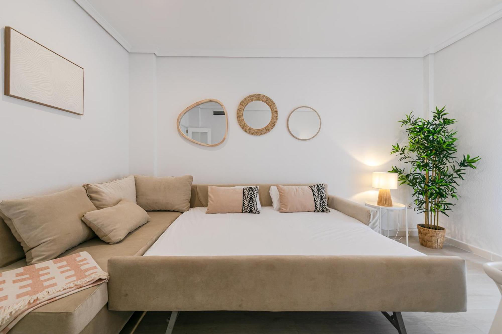 Isg Apartments Becquer Free Parking Inside The Building Sevilha Exterior foto