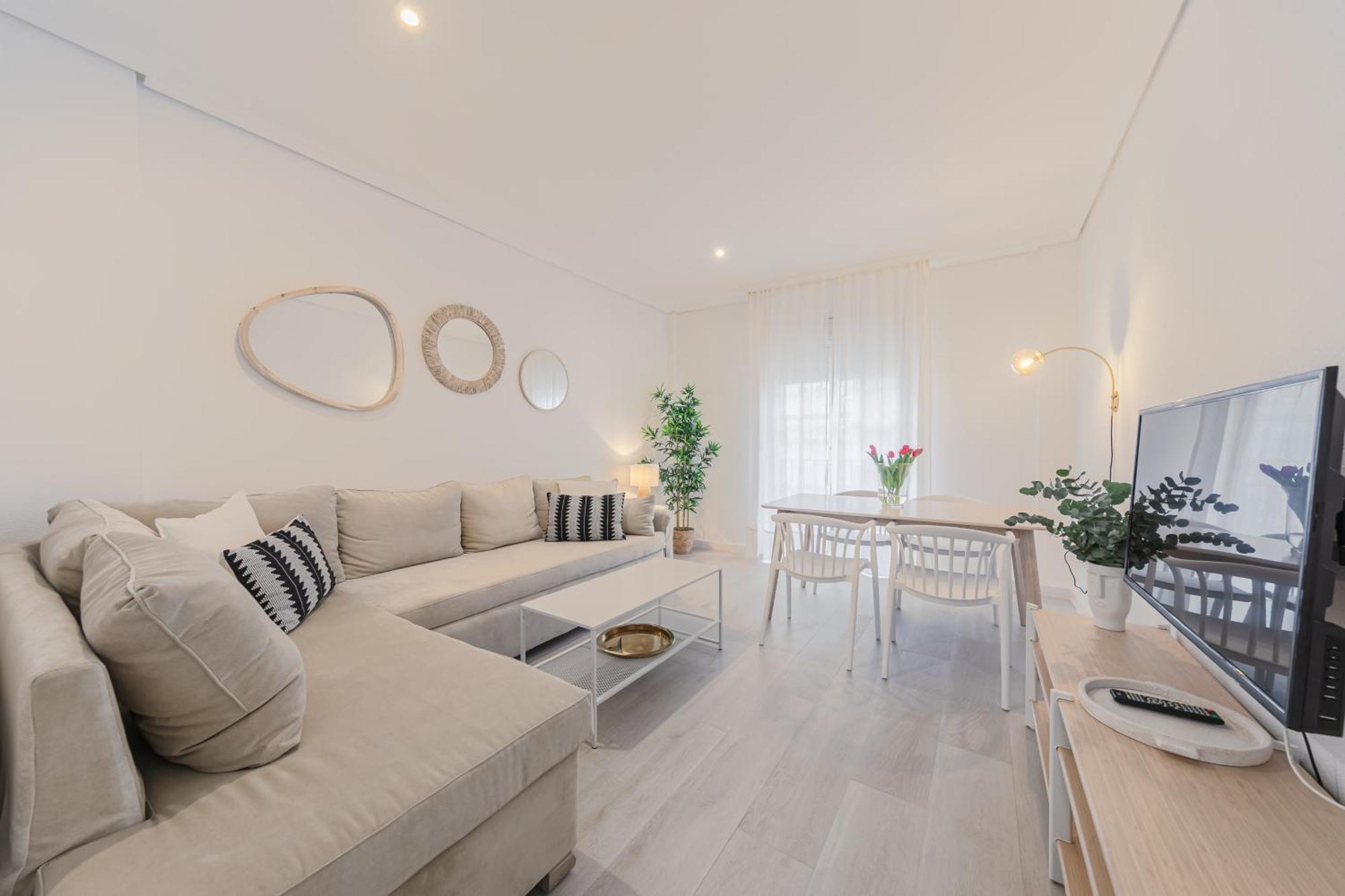 Isg Apartments Becquer Free Parking Inside The Building Sevilha Exterior foto