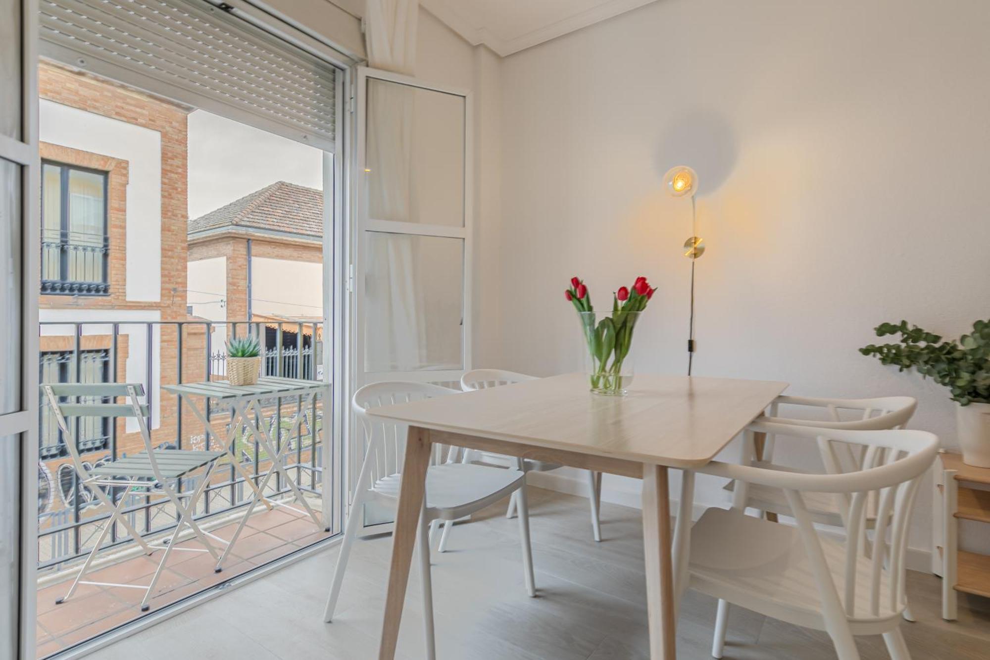 Isg Apartments Becquer Free Parking Inside The Building Sevilha Exterior foto